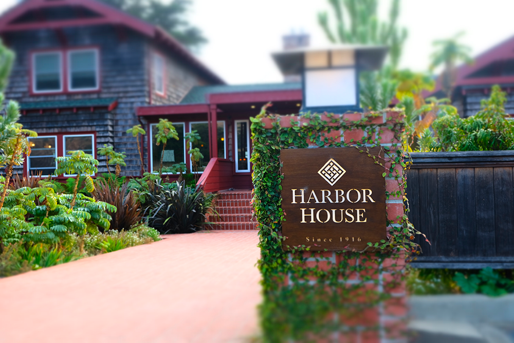Harbor House Inn Lodging