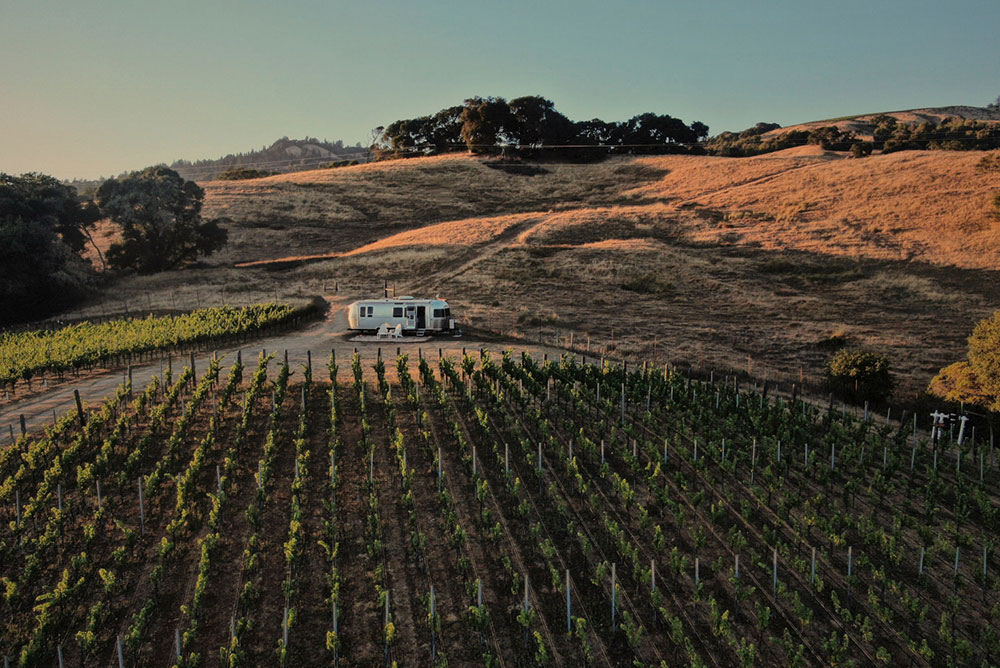 vineyard-lodging-boonville-california