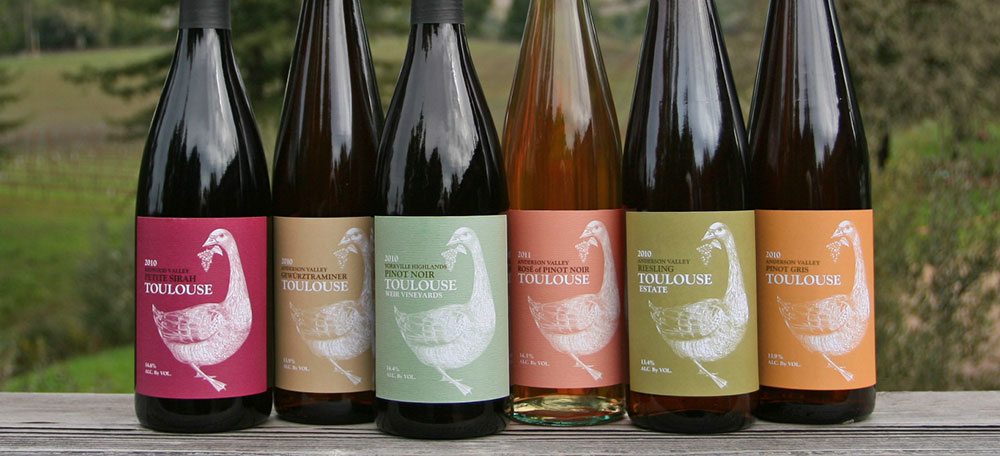 toulouse-wine-bottles